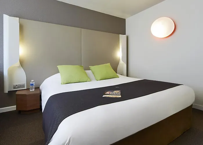 Hotel Campanile Nord