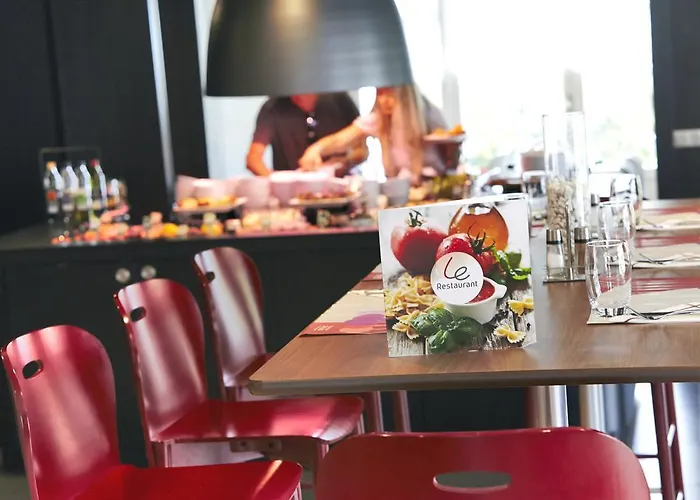 Campanile Nord 3* Tours